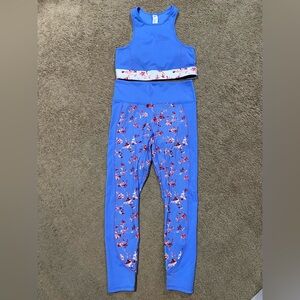 Fabletics Claire Midi Medium Impact Sport Bra Legging Crystal Blue/White Bloom L